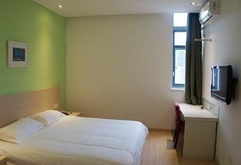 Motel 168 Shanghai Pudong Huinan Metro Station Tesco Thượng Hải Ngoại thất bức ảnh